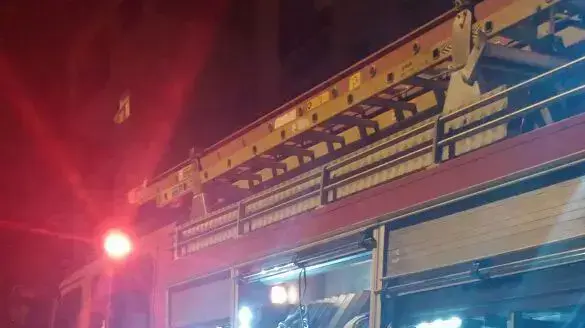 נושא: שריפה שפרצה בבניין בשכונת בית הכרם שבירושלים, פברואר 2015 נושא: שריפה שפרצה בבניין בשכונת בית הכרם שבירושלים, פברואר 2015