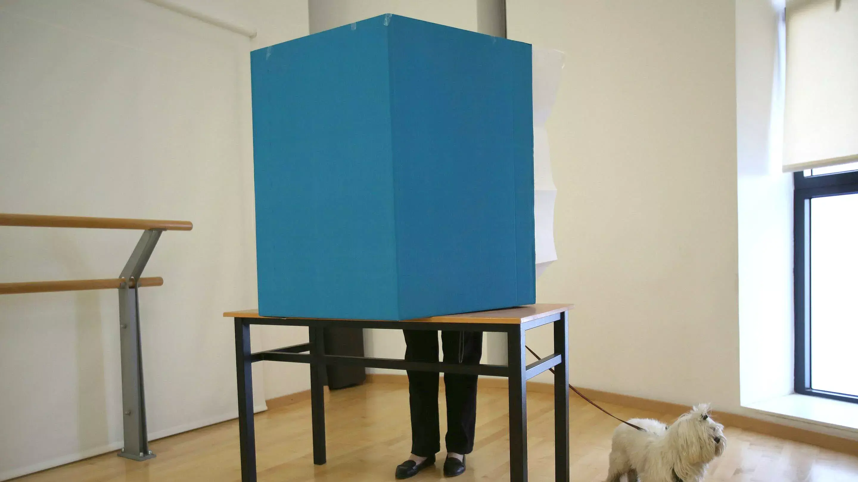 קלפיות בביה"ס ע"ש נעמי שמר בתל אביב קלפיות בביה"ס ע"ש נעמי שמר בתל אביב