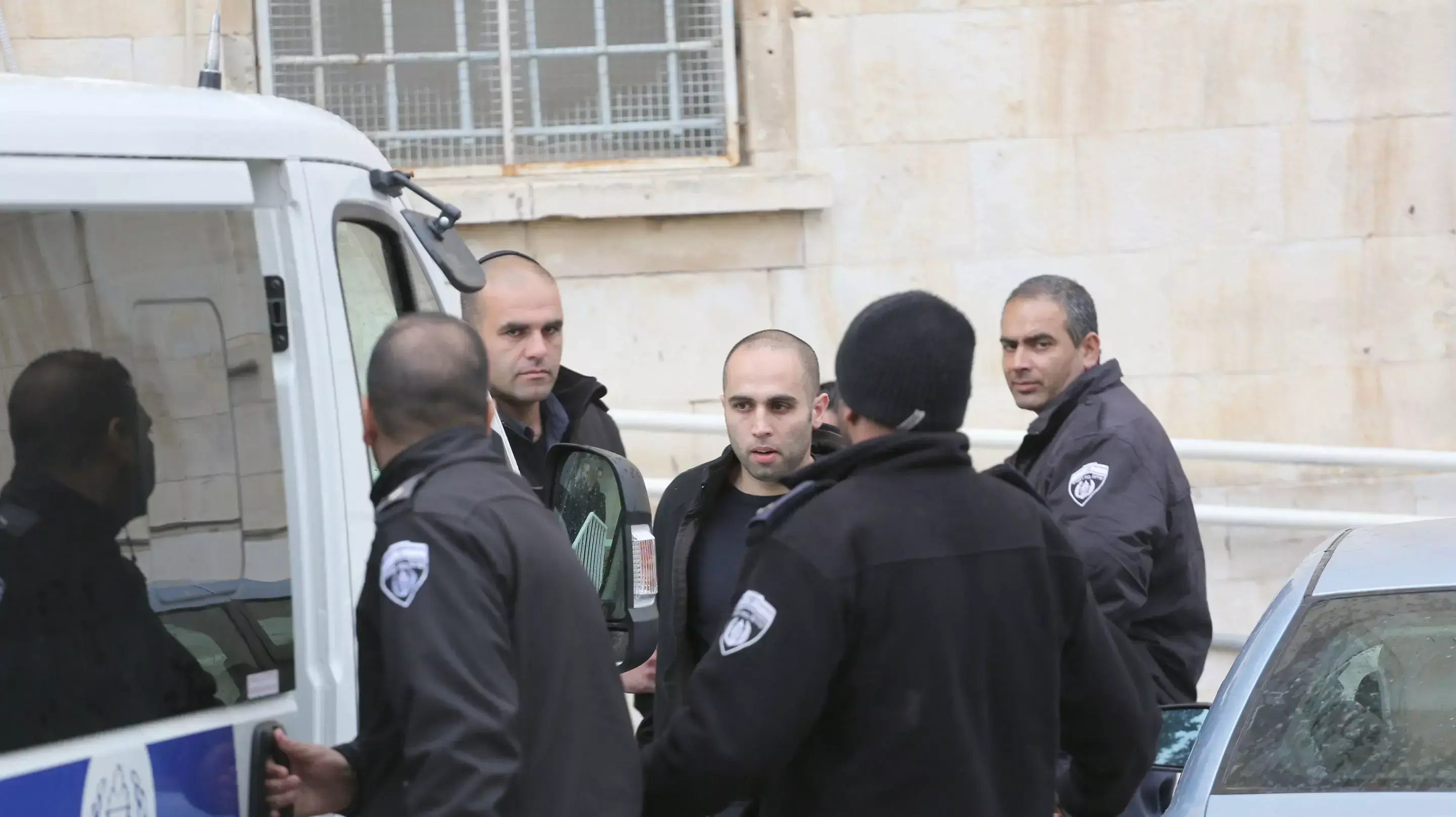 עו"ד רמי עלמי, תושב שכונת א-טור בשנות ה-30 לחייו מירושלים חשוד שסייע לאסירי חמאס בכלא בישראל, ביהמ"ש השלום ירושלים. מרץ 2015 עו"ד רמי עלמי, תושב שכונת א-טור בשנות ה-30 לחייו מירושלים חשוד שסייע לאסירי חמאס בכלא בישראל, ביהמ"ש השלום ירושלים. מרץ 2015