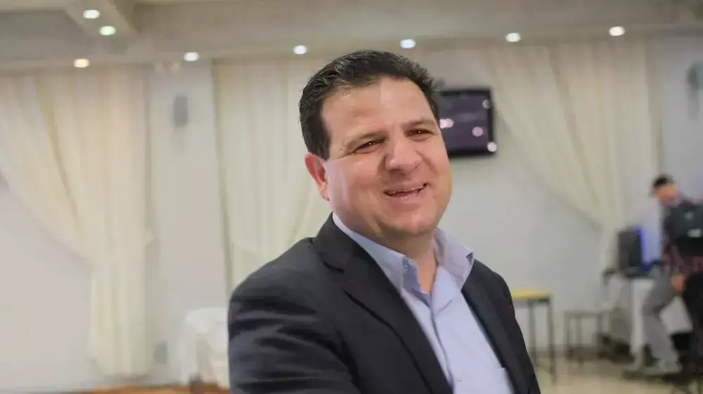 יו"ר הרשימה המשותפת איימן עודה במטה בנצרת, מרץ 2015