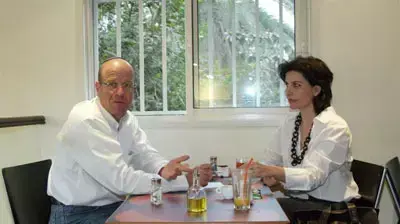 אברהם בורג פפראצי אברהם בורג פפראצי