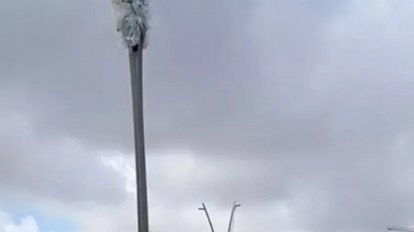 עבודות להקמת תחנת חשמל שעתידה לקום בסמוך לשכונת מגורים בבאר יעקב עבודות להקמת תחנת חשמל שעתידה לקום בסמוך לשכונת מגורים בבאר יעקב
