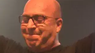 פרטיס בהופעה (דרור נחום) פרטיס בהופעה (דרור נחום)
