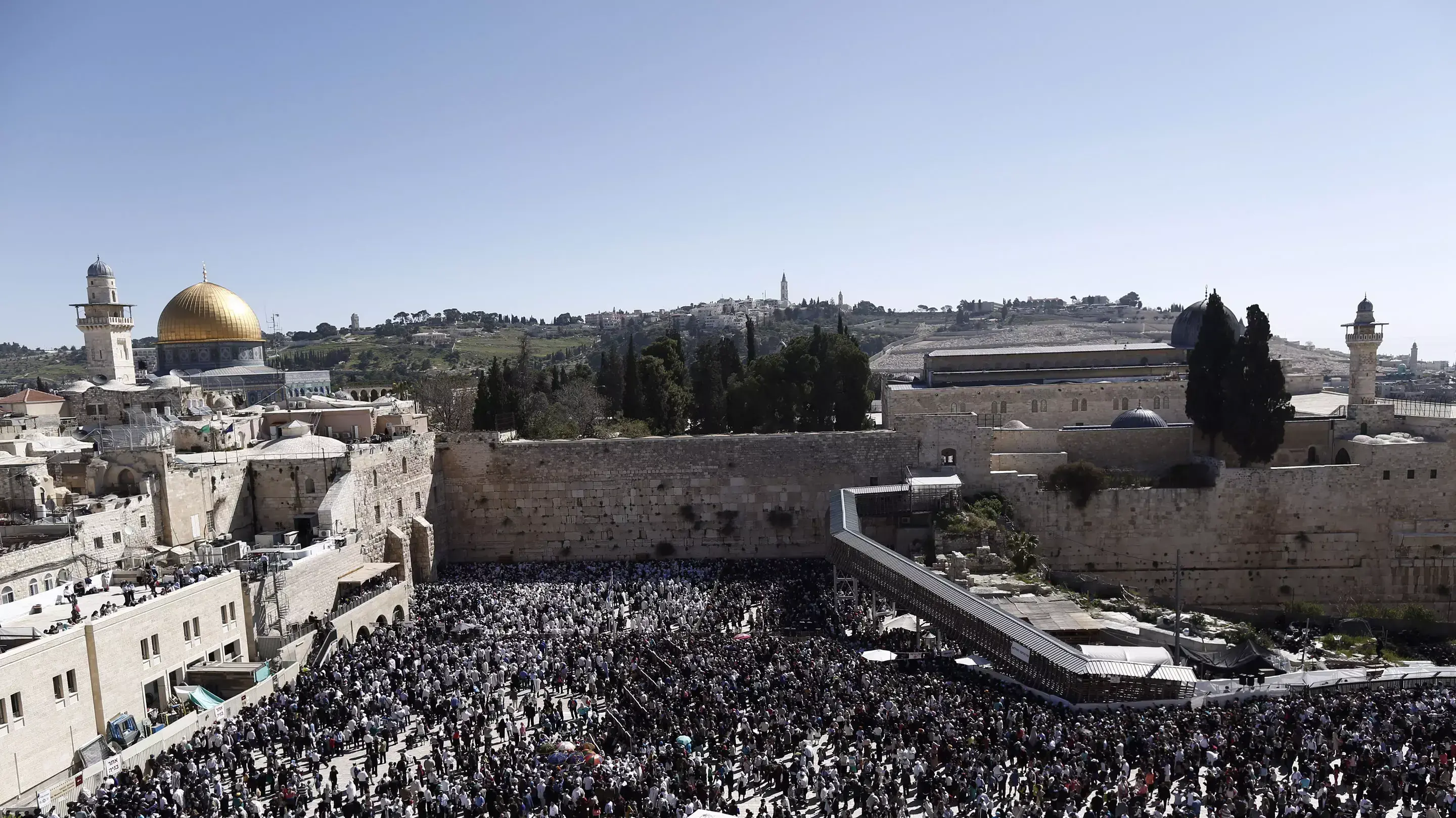 ברכת כהנים בכותל, אפריל 2015