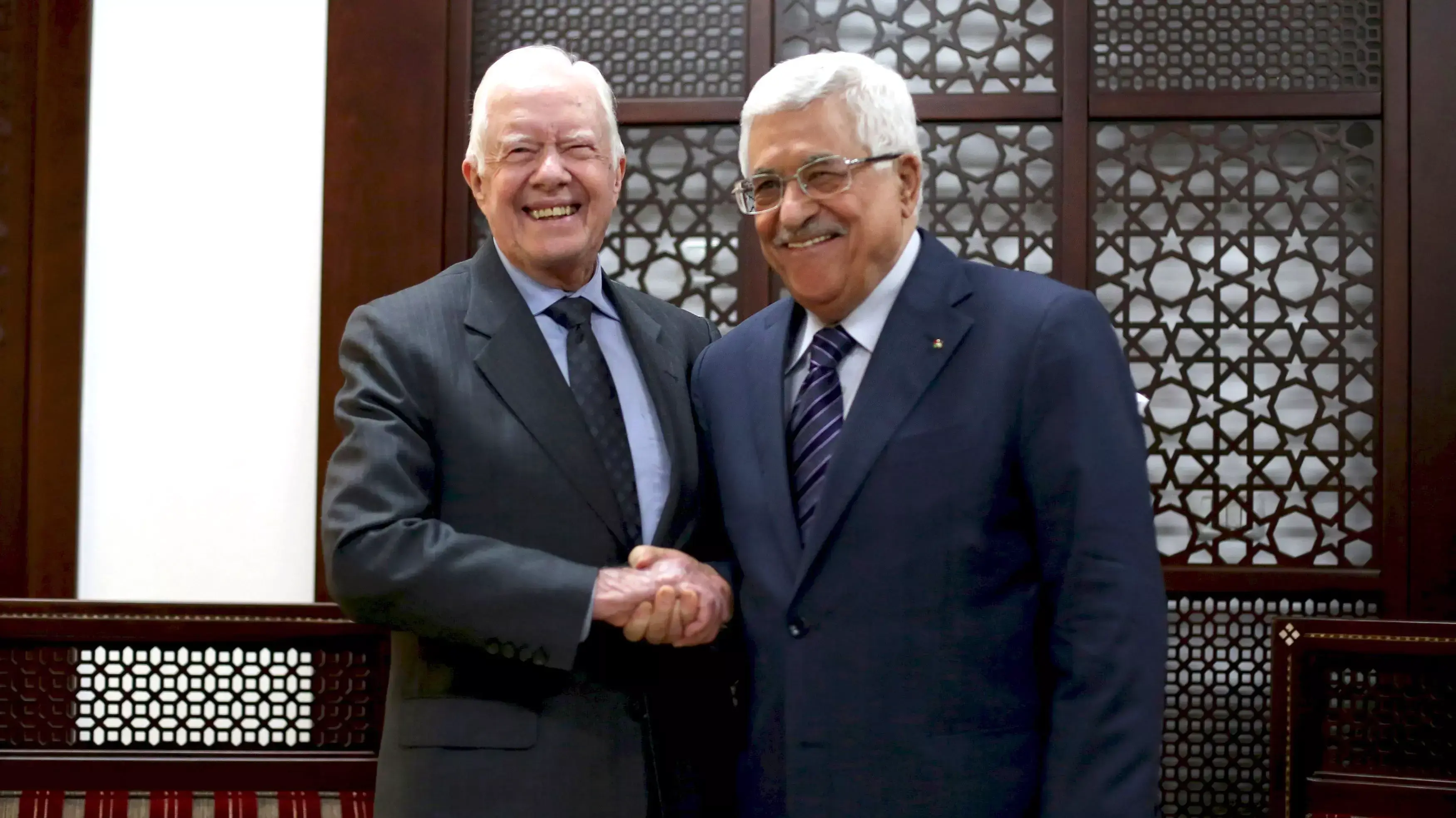 נשיא ארצות הברית לשעבר, ג'ימי קרטר, יו"ר הרשות אבו מאזן וראשת ממשלת נורבגיה לשעבר, גרו הארלם ברונדטלנד בפגישה ברמאללה 02 מאי 2015 נשיא ארצות הברית לשעבר, ג'ימי קרטר, יו"ר הרשות אבו מאזן וראשת ממשלת נורבגיה לשעבר, גרו הארלם ברונדטלנד בפגישה ברמאללה 02 מאי 2015