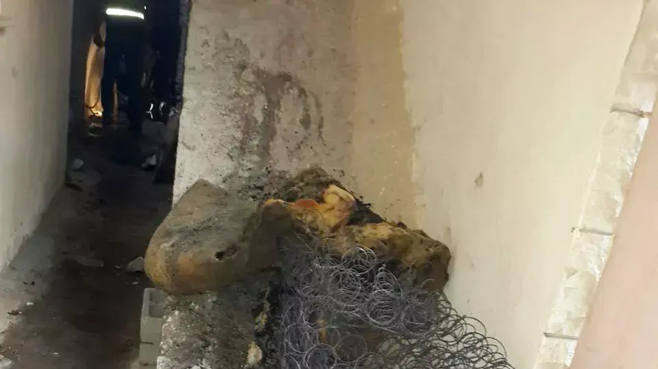 שריפה במובלעת בין בתים באום אל פחם 09 מאי 2015 שריפה במובלעת בין בתים באום אל פחם 09 מאי 2015