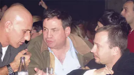 עוזי דיין מסייר בלנסקי עוזי דיין מסייר בלנסקי