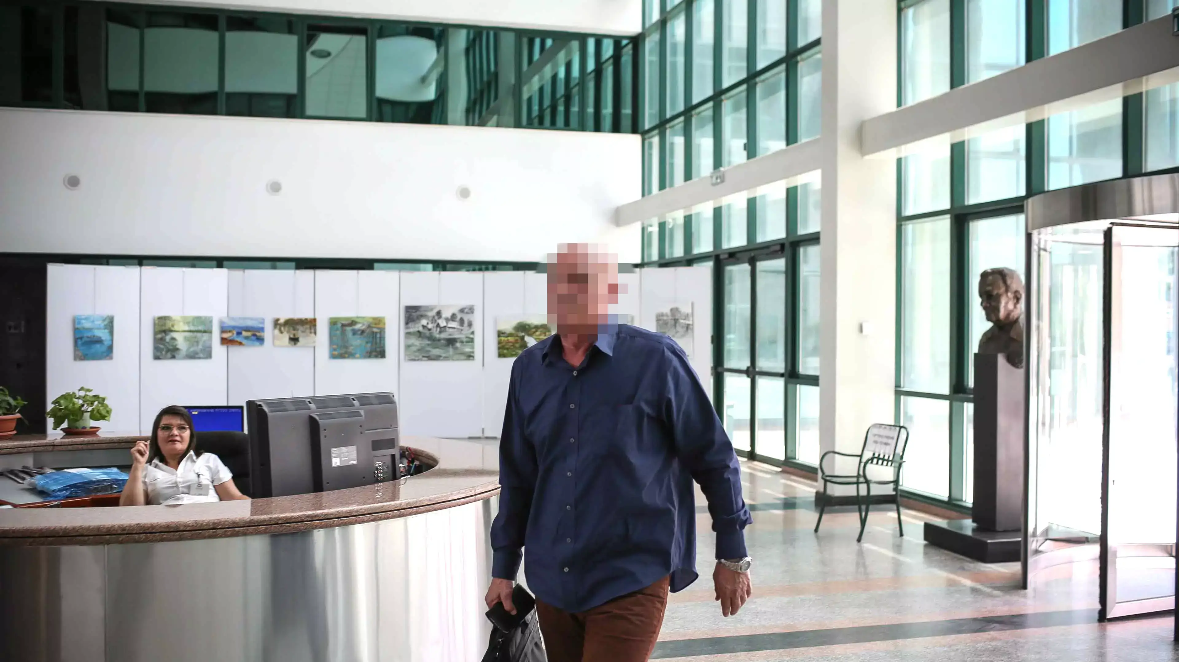הניצב החשוד במשרדי מח"ש, יוני 2015 הניצב החשוד במשרדי מח"ש, יוני 2015