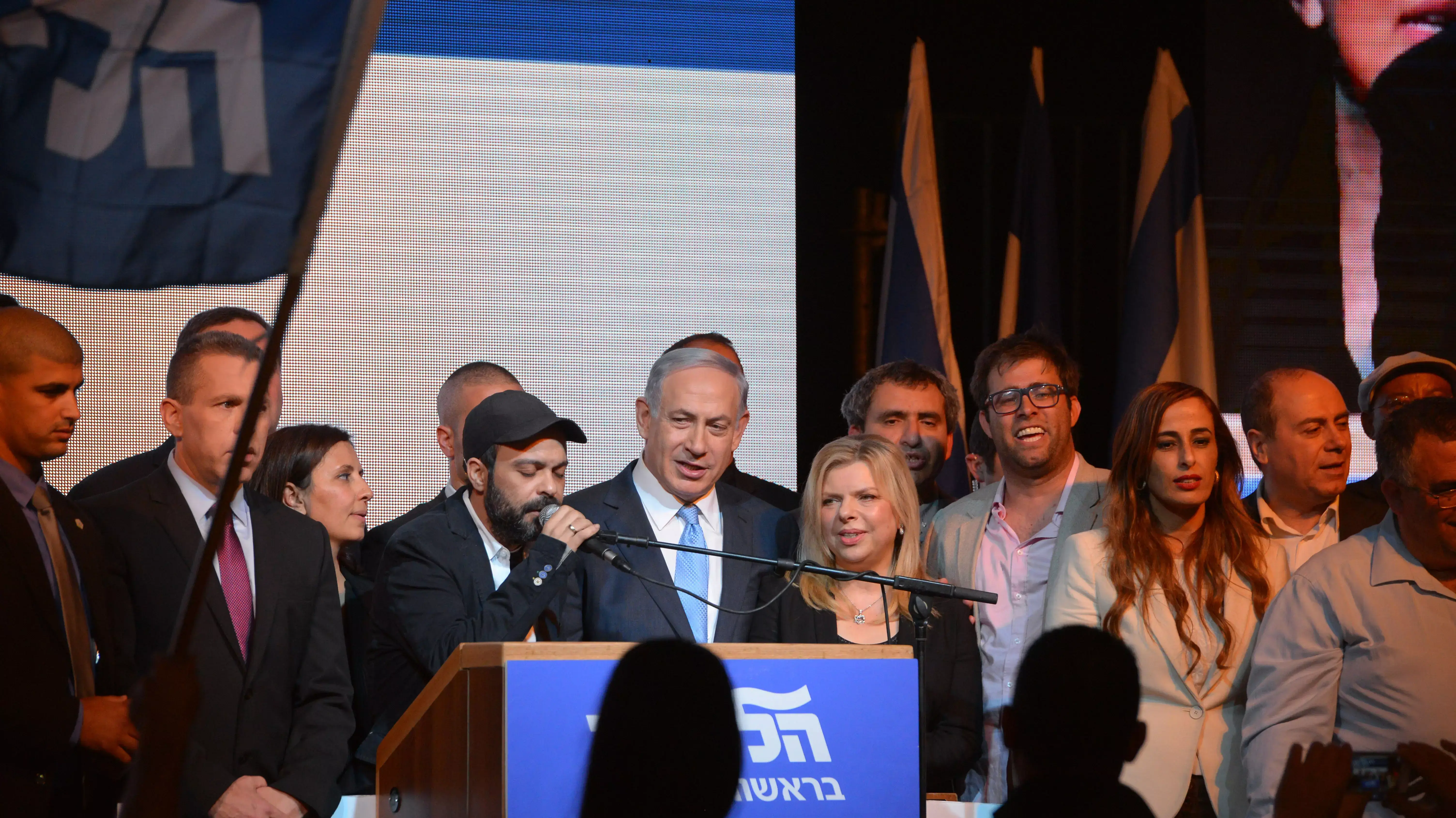 ח"כ אורן חזן עם רוה"מ בנימין נתניהו, גני התערוכה , מרץ 2015 ח"כ אורן חזן עם רוה"מ בנימין נתניהו, גני התערוכה , מרץ 2015