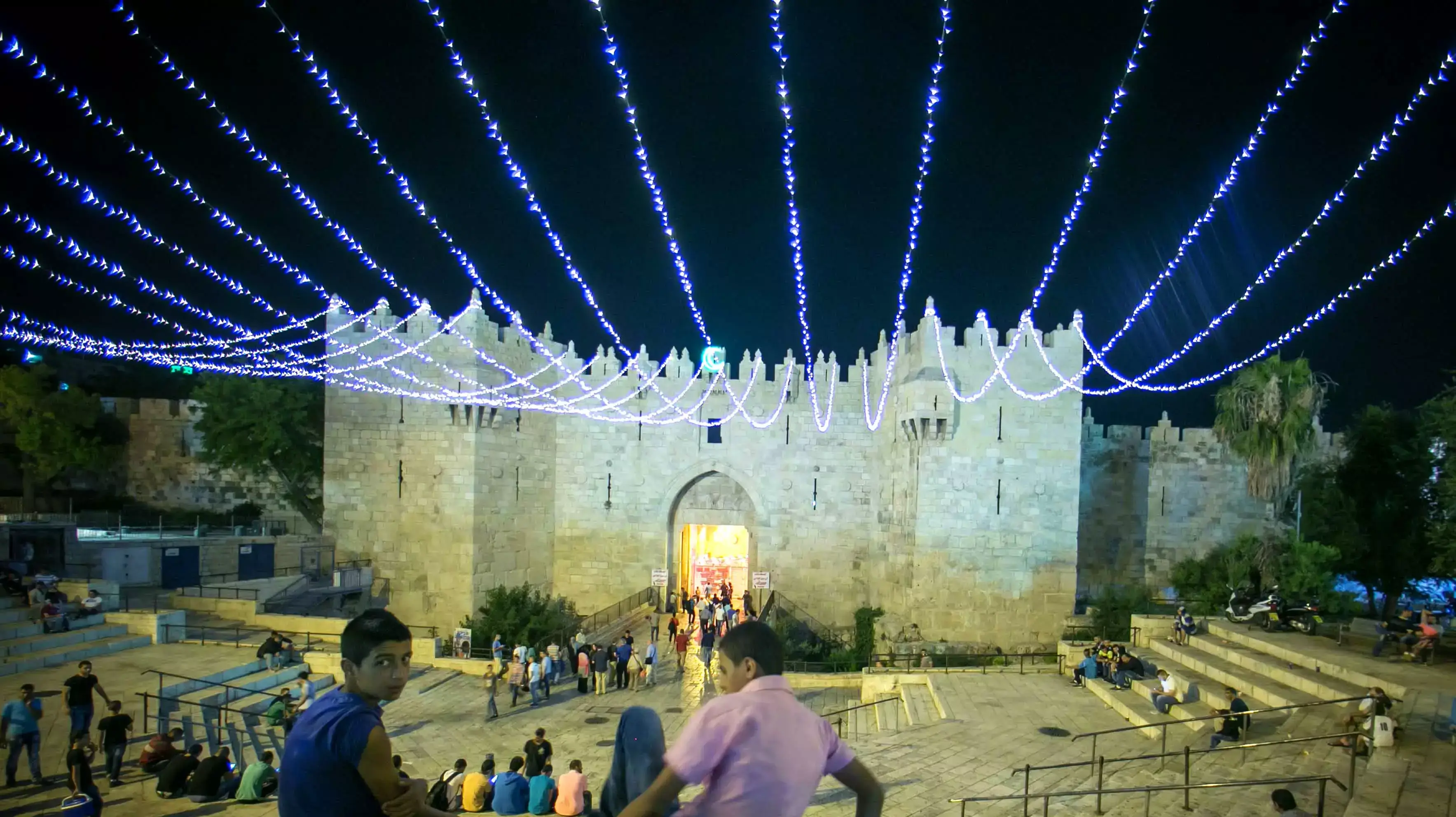 העיר העתיקה בירושלים התלבשה חג לכבוד הרמדאן, יוני 2015