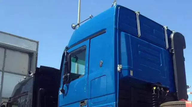 נושא: משאיות שמגיעות מאירופה בדרכם לירדן נוסעות על גבי מובילים ישראליים יוני 2015 נושא: משאיות שמגיעות מאירופה בדרכם לירדן נוסעות על גבי מובילים ישראליים יוני 2015