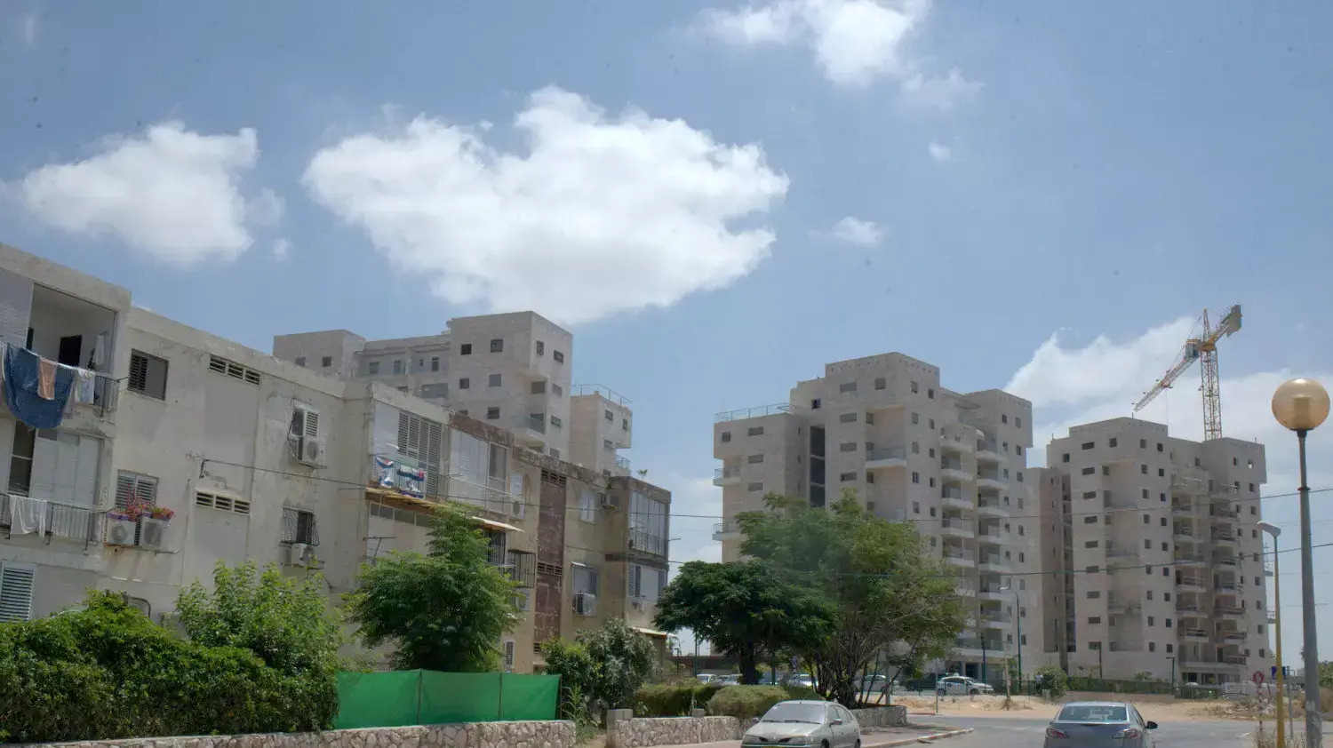 שכונת קריית משה ופרויקט המגורים החדש בצפון השכונה 'רחובות הצעירה', רחובות, 7 ביולי 2015 שכונת קריית משה ופרויקט המגורים החדש בצפון השכונה 'רחובות הצעירה', רחובות, 7 ביולי 2015