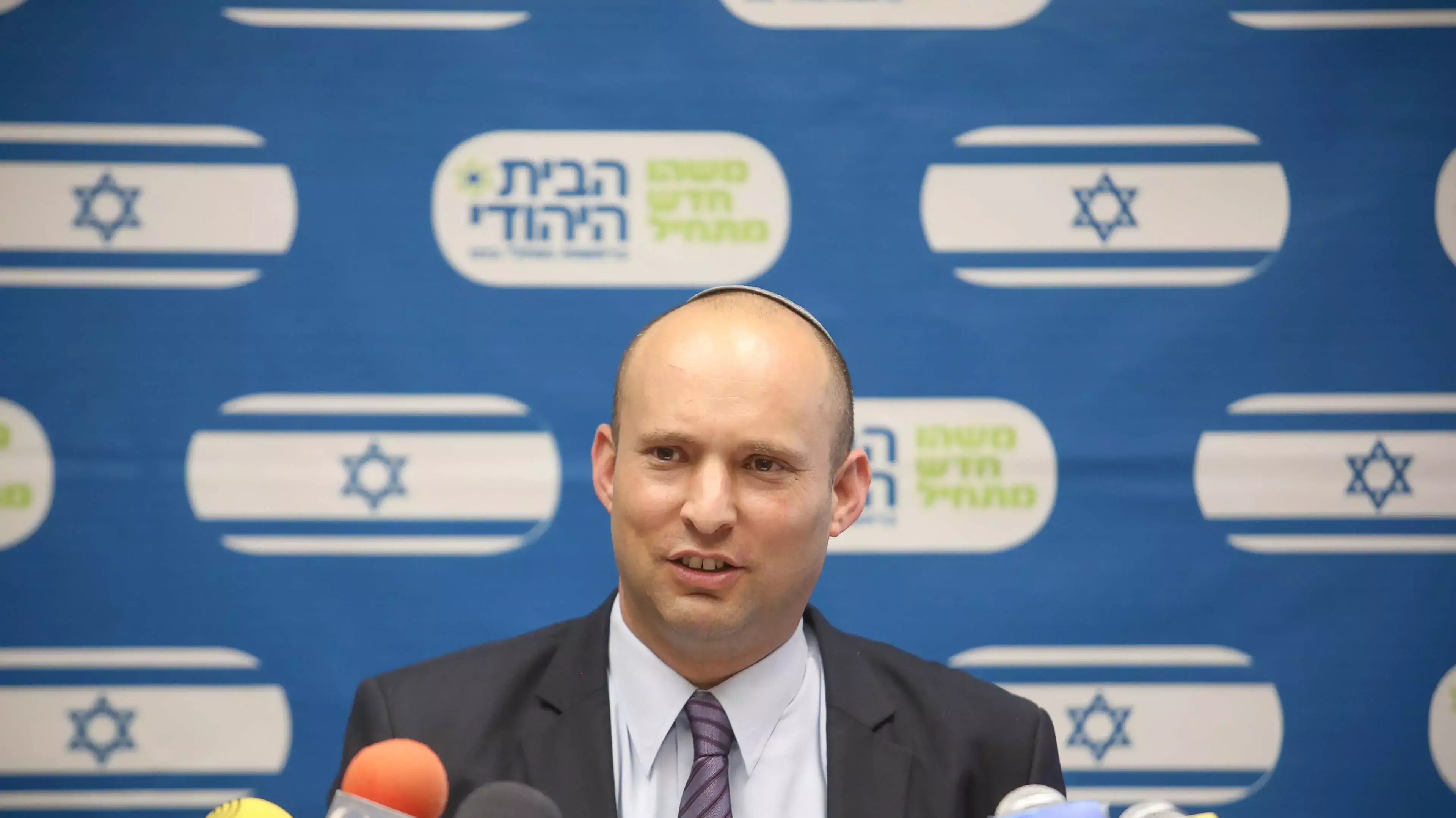 שר החינוך נפתלי בנט, ישיבת סיעת הבית היהודי, הכנסת, 20 ביולי 2015 שר החינוך נפתלי בנט, ישיבת סיעת הבית היהודי, הכנסת, 20 ביולי 2015