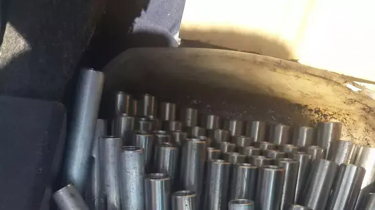 חלקי אקדח שהמשטרה תפסה שחשודים ששייכים למהנדס האקדחים של עולם הפשע, אוגוסט 2015 חלקי אקדח שהמשטרה תפסה שחשודים ששייכים למהנדס האקדחים של עולם הפשע, אוגוסט 2015