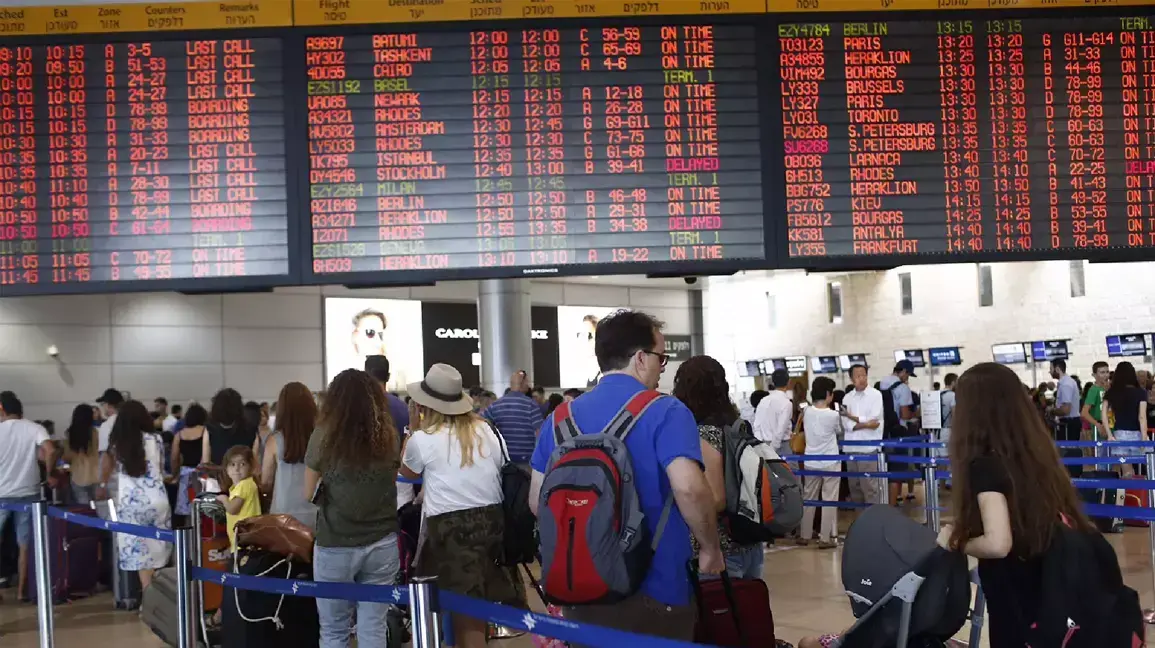 היום העמוס בשנה בנתב"ג, 13 באוגוסט 2015 היום העמוס בשנה בנתב"ג, 13 באוגוסט 2015