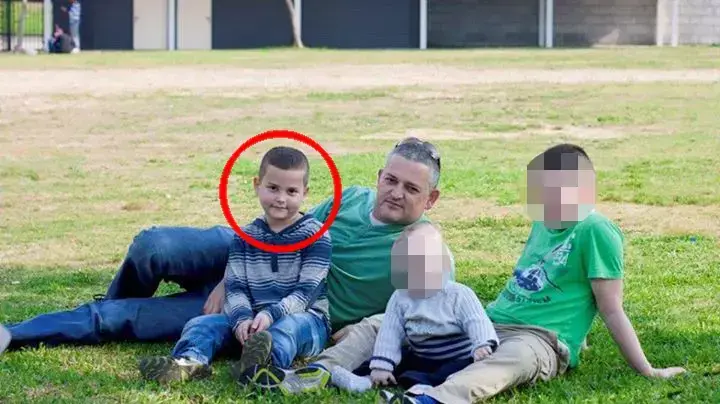 איתן טיטייבסקי בן ה-6, שטבע למוות בבריכה בטורקיה, ומשפחתו, אוגוסט 2015