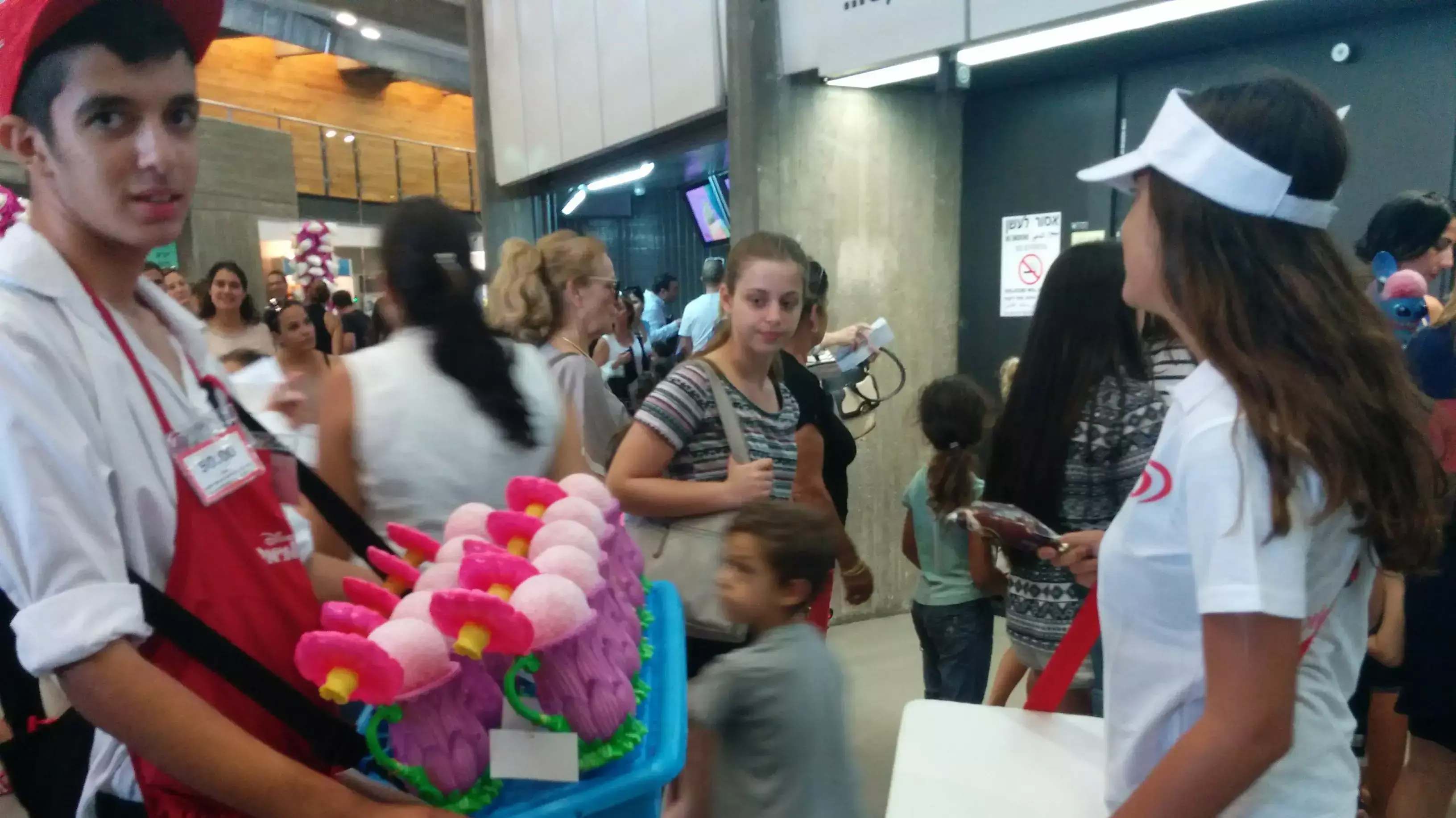 ההוצאה הכספית המשפחתית מתנפחת לממדי חוב לאומי של מדינה במרכז אפריקה ההוצאה הכספית המשפחתית מתנפחת לממדי חוב לאומי של מדינה במרכז אפריקה