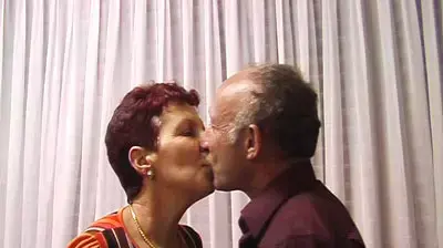 האמן 17 (קרן גלר רגשות מעורבים מוזיאון חיפה) האמן 17 (קרן גלר רגשות מעורבים מוזיאון חיפה)