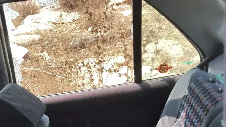 רכב פלסטיני שנרגם באבנים. אוקטובר 2015 רכב פלסטיני שנרגם באבנים. אוקטובר 2015