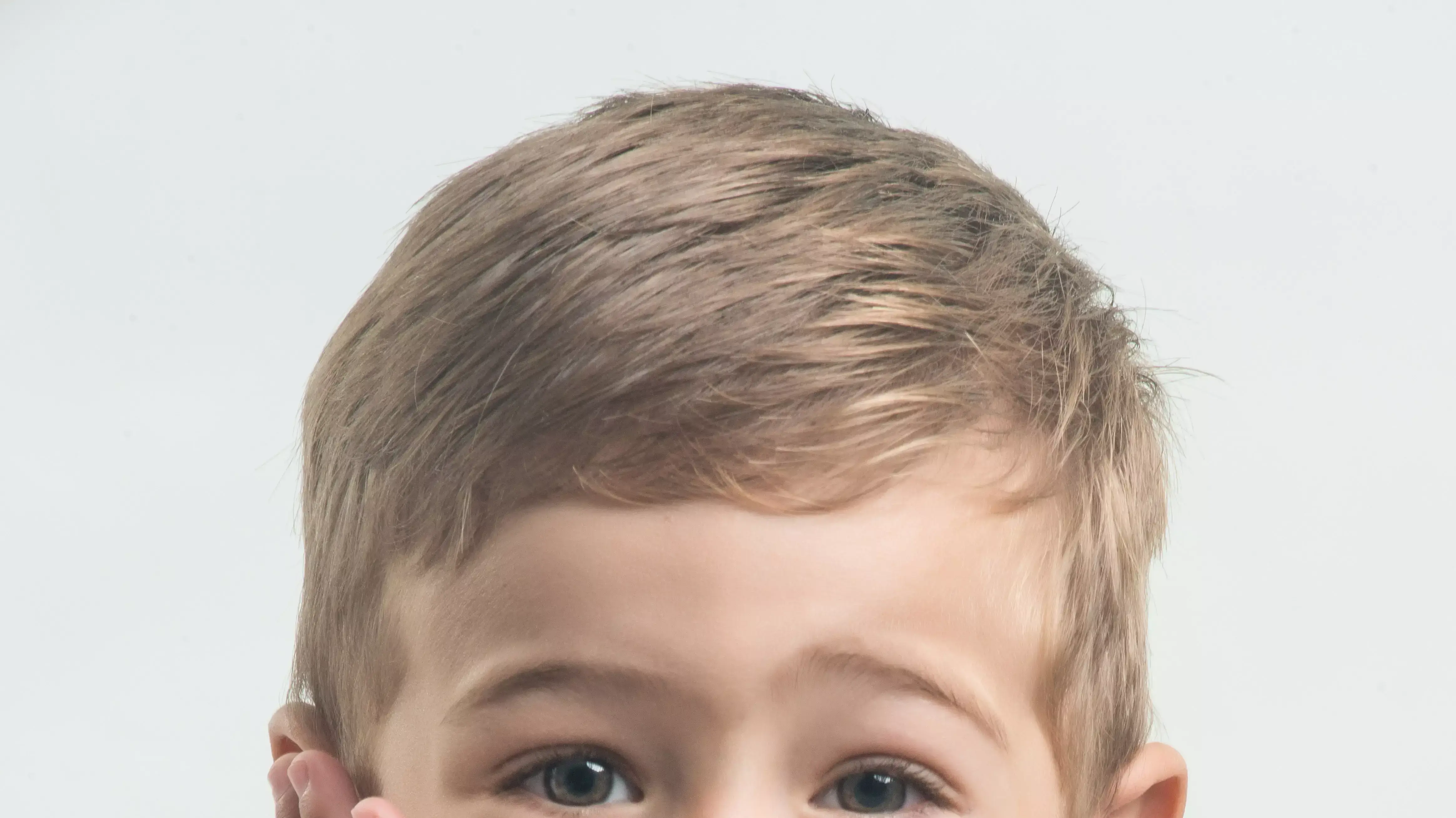 ילד מפחד ילד מפחד
