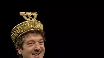 אבי קושניר בהצגה שלמה המלך אבי קושניר בהצגה שלמה המלך