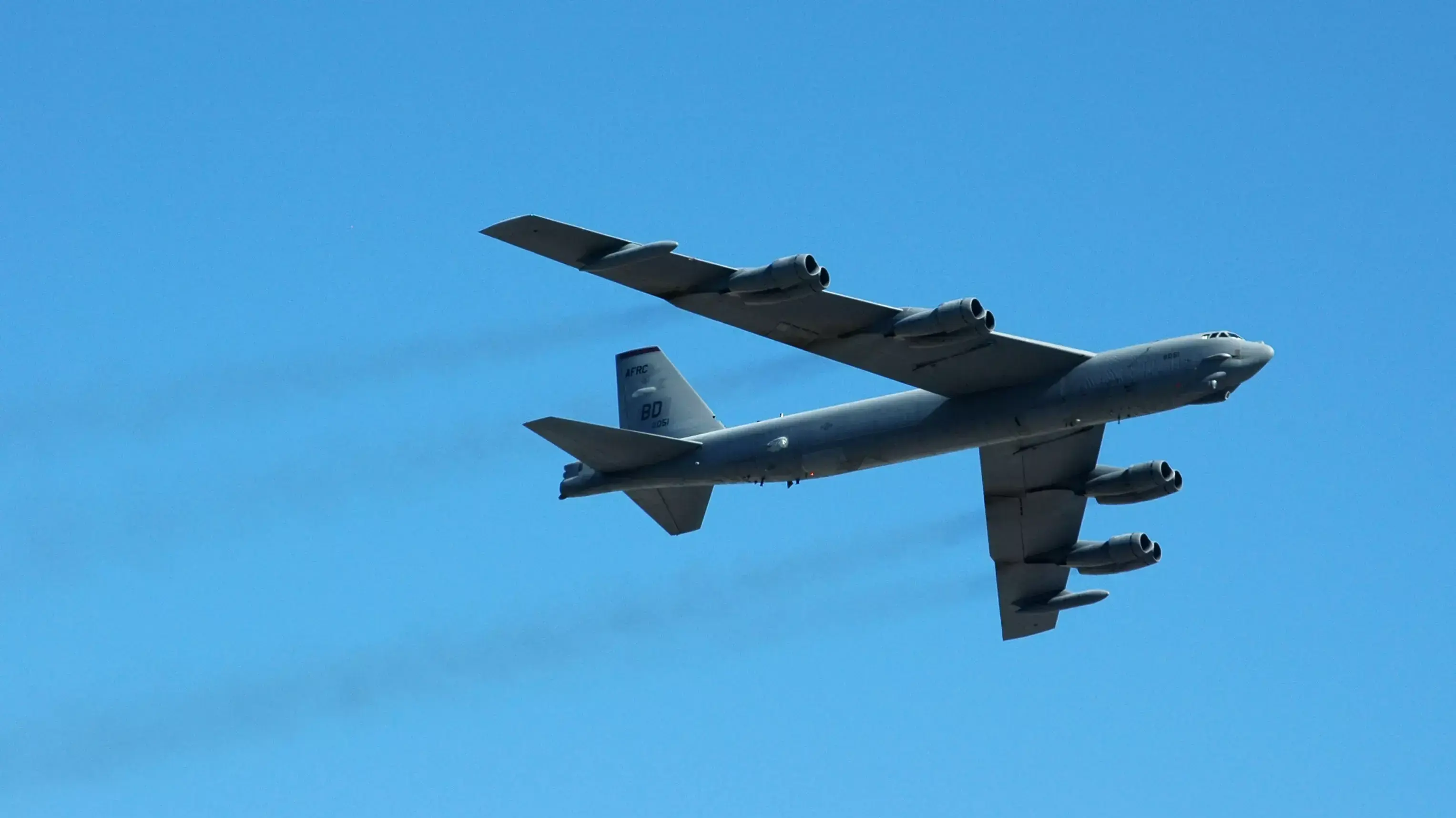 מפציץ מדגם B-52 של חיל האוויר של ארצות הברית מפציץ מדגם B-52 של חיל האוויר של ארצות הברית