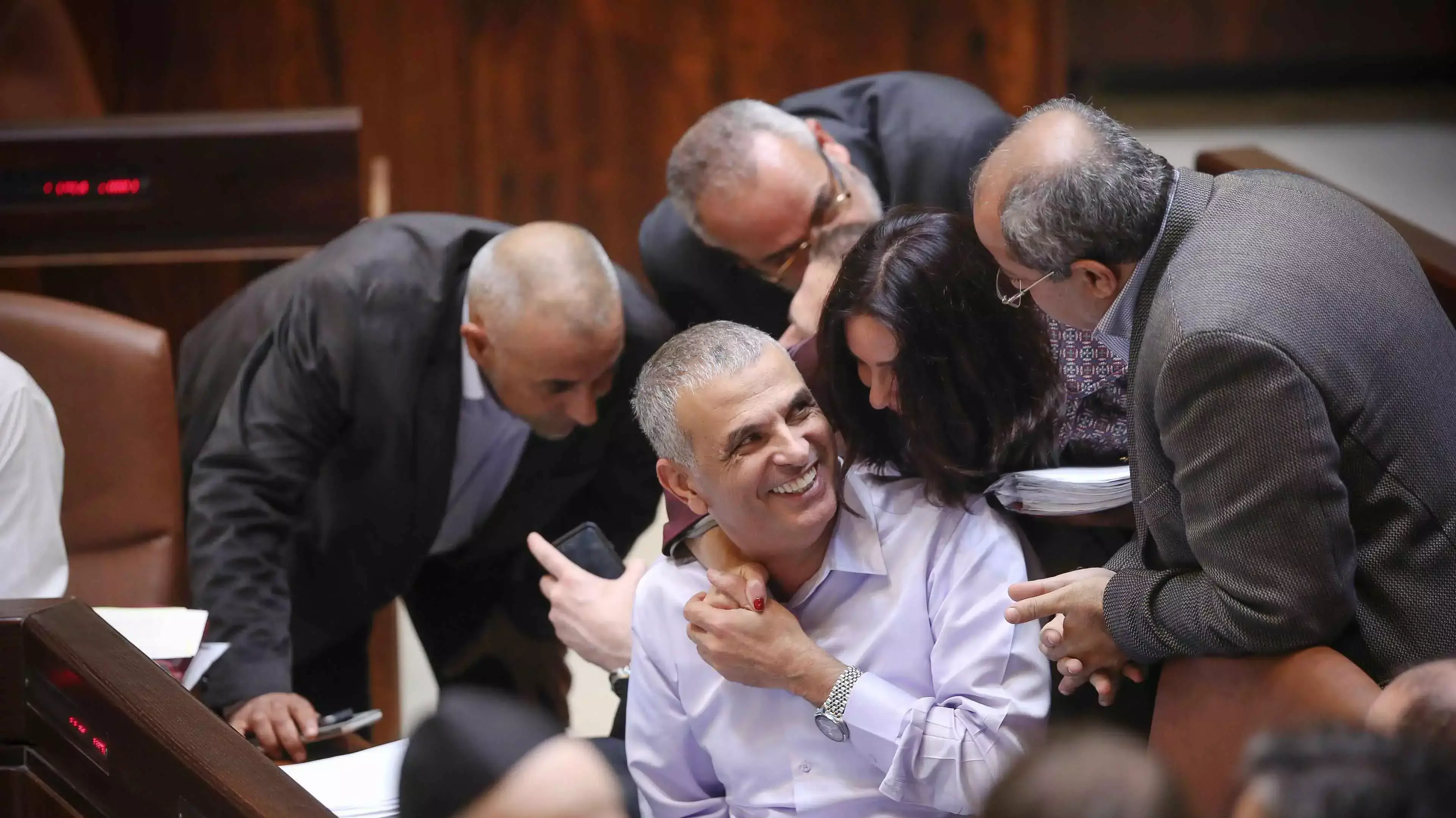 משה כחלון בישיבת הכנסת בהצבעה על חוק תקציב המדינה. נובמבר 2015 משה כחלון בישיבת הכנסת בהצבעה על חוק תקציב המדינה. נובמבר 2015