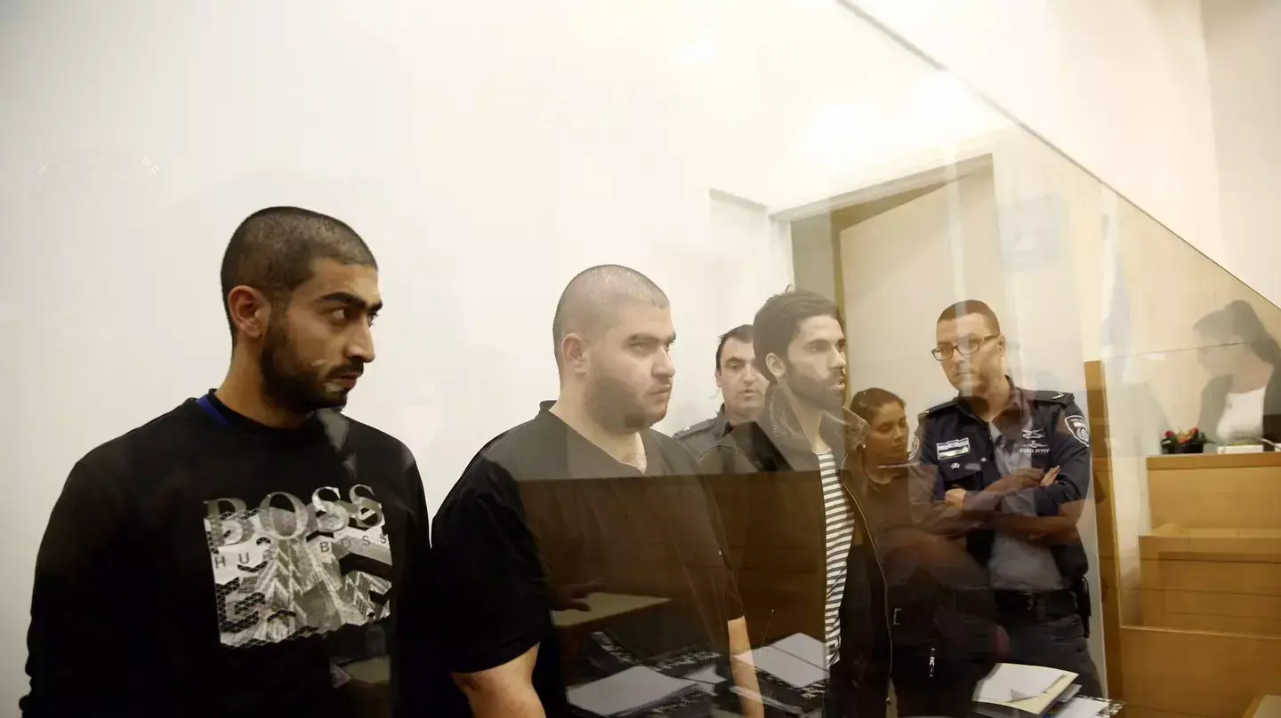 הארכת מעצר לתושבי ג?לג?וליה החשודים בניסיון הצטרפות לארגון דעאש, מחוזי לוד, 25 בנובמבר 2015 הארכת מעצר לתושבי ג?לג?וליה החשודים בניסיון הצטרפות לארגון דעאש, מחוזי לוד, 25 בנובמבר 2015