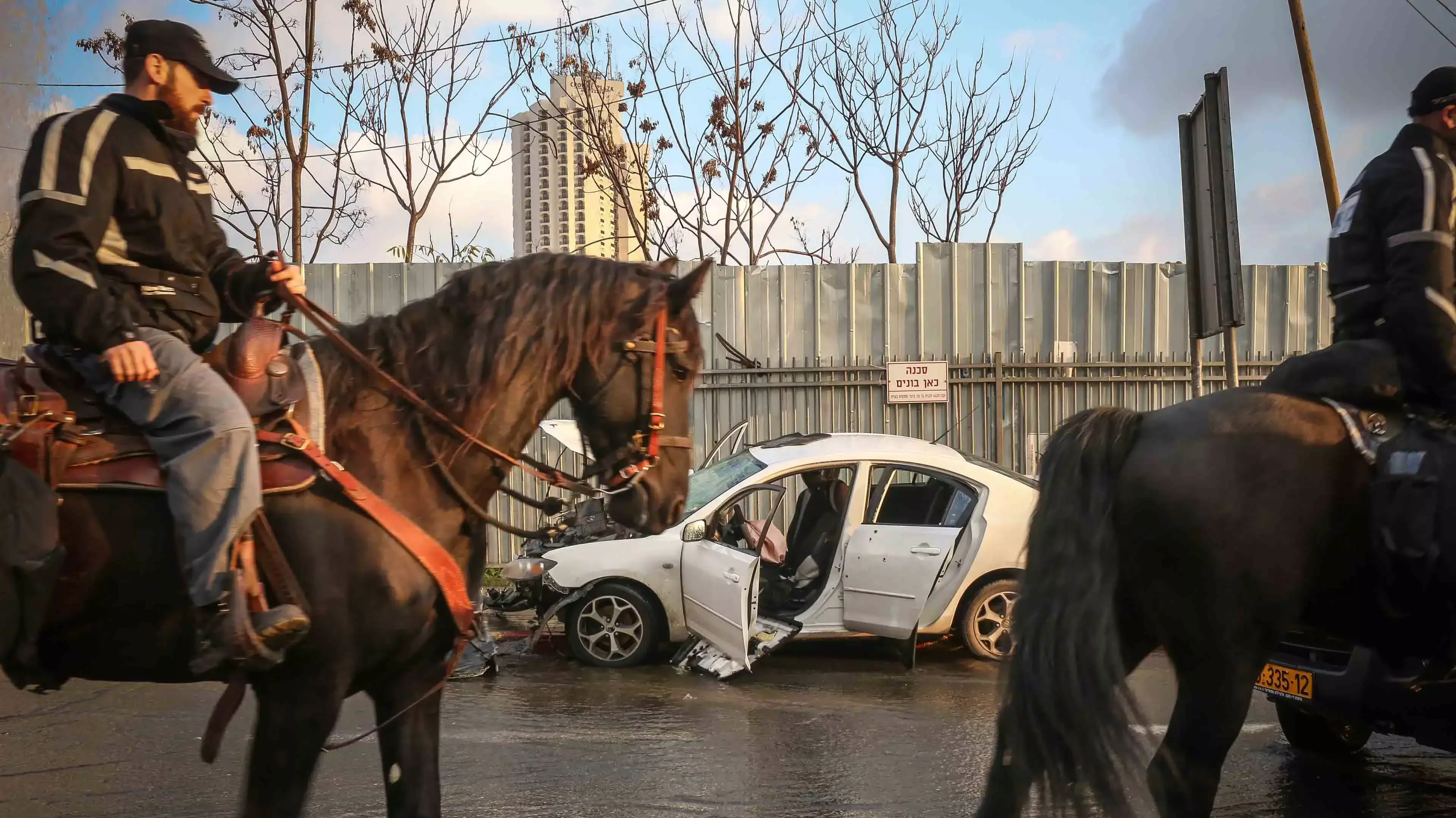 זירת פיגוע הדריסה סמוך לגשר המיתרים. ירושלים. 14 בדצמבר 2015
