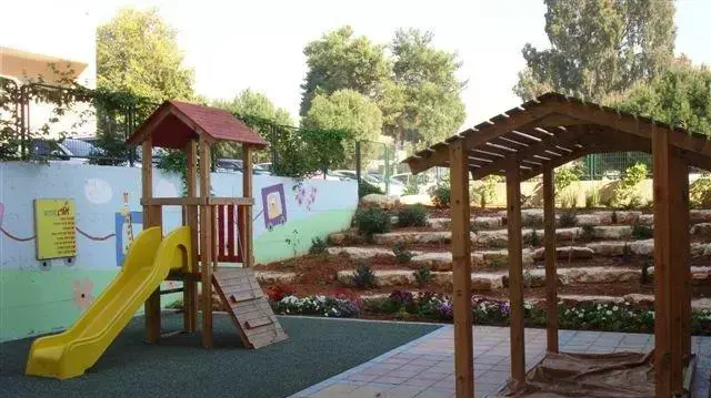"הילד עלול לחוות אשמה ולומר לעצמו 'חבל שסיפרתי'. וזה - אסור שיקרה" "הילד עלול לחוות אשמה ולומר לעצמו 'חבל שסיפרתי'. וזה - אסור שיקרה"