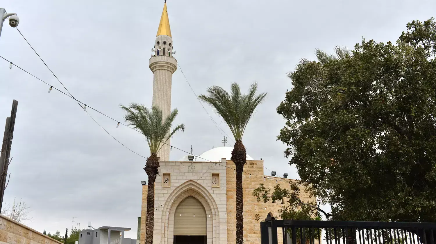 תמונות מערערה כפרו של הרוצח מהפיגוע בדיזינגוף תמונות מערערה כפרו של הרוצח מהפיגוע בדיזינגוף