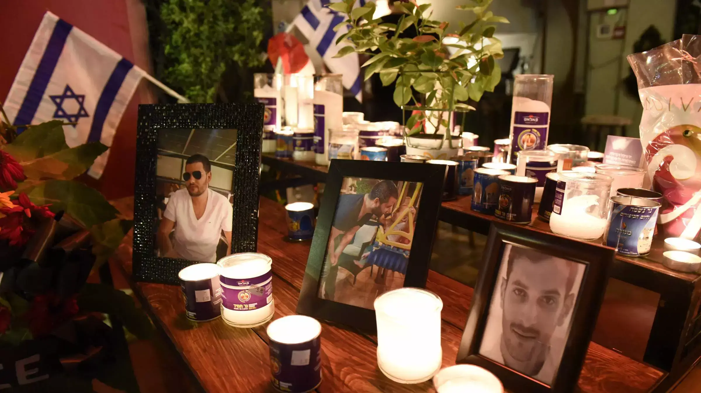 פתיחתו מחדש של פאב הסימטא, לאחר פיגוע הירי. ינואר 2016