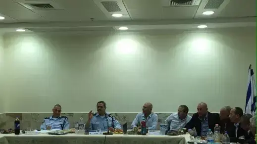 המפכ"ל רוני אלשיך נפגש עם ראשי רשויות ערביות בלשכתו בתל אביב, 14 בינואר 2016 המפכ"ל רוני אלשיך נפגש עם ראשי רשויות ערביות בלשכתו בתל אביב, 14 בינואר 2016