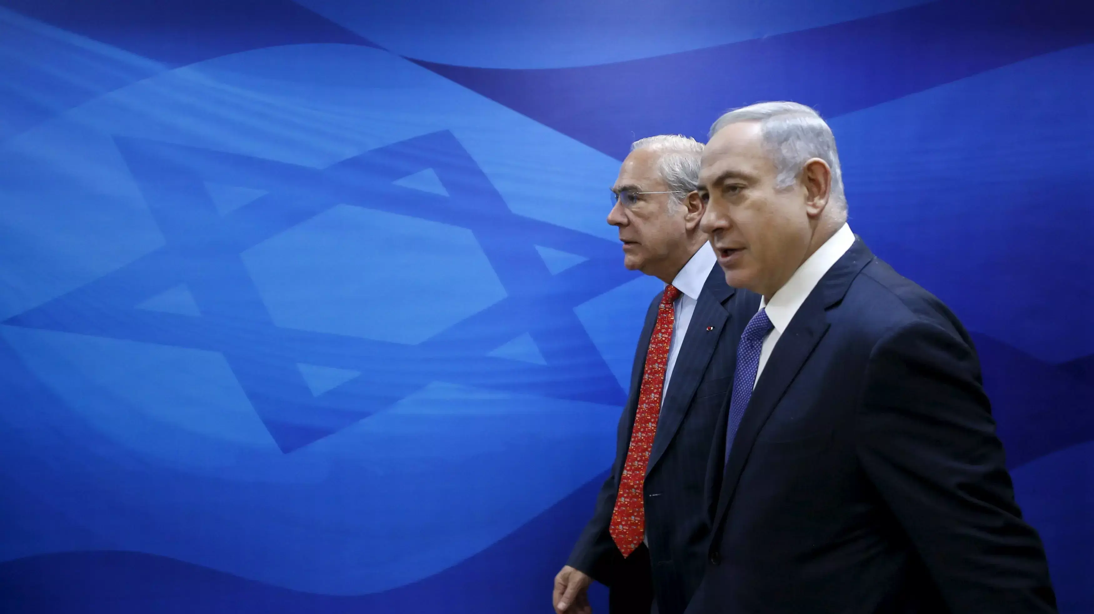 בנימין נתניהו ואנחל גוריה מזכ"ל הoecd