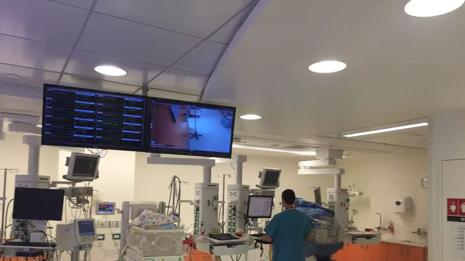 רביעייה נולדה בבית חולים רמב"ם רביעייה נולדה בבית חולים רמב"ם