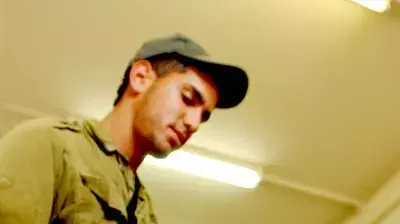 חיילים מצביעים חיילים מצביעים