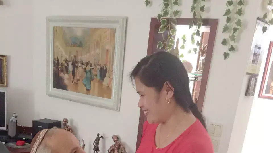 רושל מנדל, עובדת סיעוד מהפיליפינים שטיפלה בנכה צה"ל במשך 13 שנים רושל מנדל, עובדת סיעוד מהפיליפינים שטיפלה בנכה צה"ל במשך 13 שנים