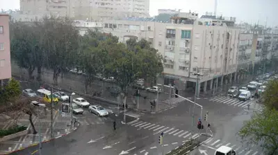 גשם בתל אביב (ליבי ללא קרדיט) גשם בתל אביב (ליבי ללא קרדיט)