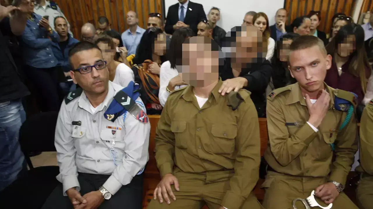 החייל העצור בחשד לרצח מחבל בבית הדין בקסטינה החייל העצור בחשד לרצח מחבל בבית הדין בקסטינה