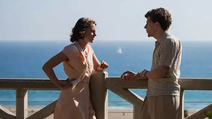 ג'סי אייזנברג וקריסטן סטיוארט ב"Cafe Society" ג'סי אייזנברג וקריסטן סטיוארט ב"Cafe Society"