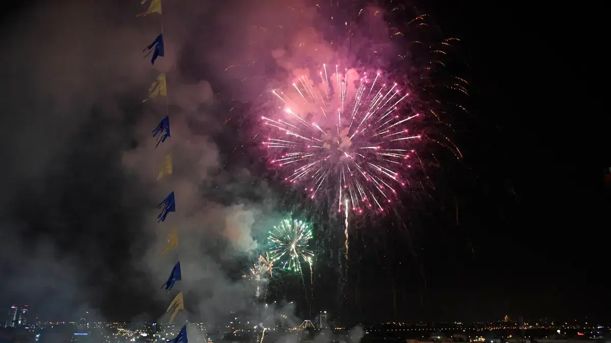 זיקוקים בשמי פתח תקווה, 11 במאי 2016