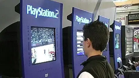 play station 2 בתערוכת אינטרנט וורלד 2001 play station 2 בתערוכת אינטרנט וורלד 2001