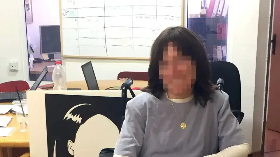 אישה נכה המבקשת להתגרש מזה 6 שנים, אך הדיינים מסרבים לחייב את בעלה לתת גט אישה נכה המבקשת להתגרש מזה 6 שנים, אך הדיינים מסרבים לחייב את בעלה לתת גט