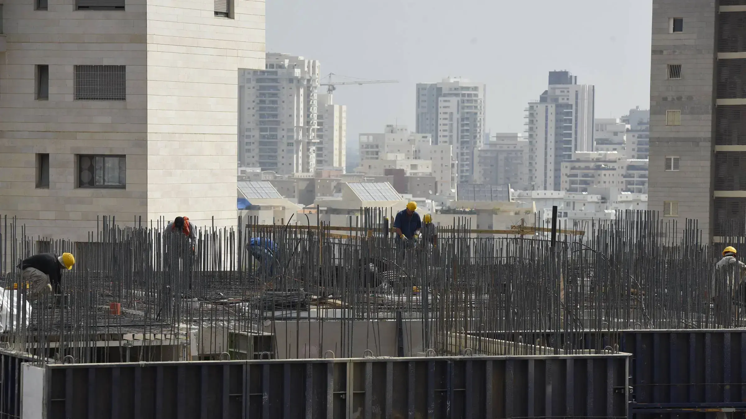 בנייה בפתח תקווה, יולי 2016 בנייה בפתח תקווה, יולי 2016