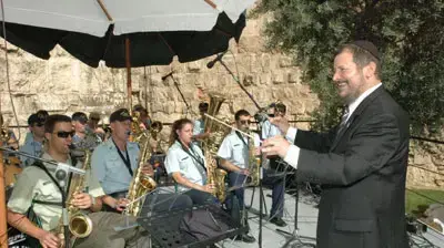 ראש העיר ירושלים מר אורי לופוליאנסקי ורעייתו מיכל בטקס קבלת פנים המסורתית במגדל דוד לרגל יום ירושלים ראש העיר ירושלים מר אורי לופוליאנסקי ורעייתו מיכל בטקס קבלת פנים המסורתית במגדל דוד לרגל יום ירושלים