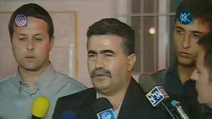 עמיר פרץ אחרי הקסאמים (צילום ערוץ1) עמיר פרץ אחרי הקסאמים (צילום ערוץ1)