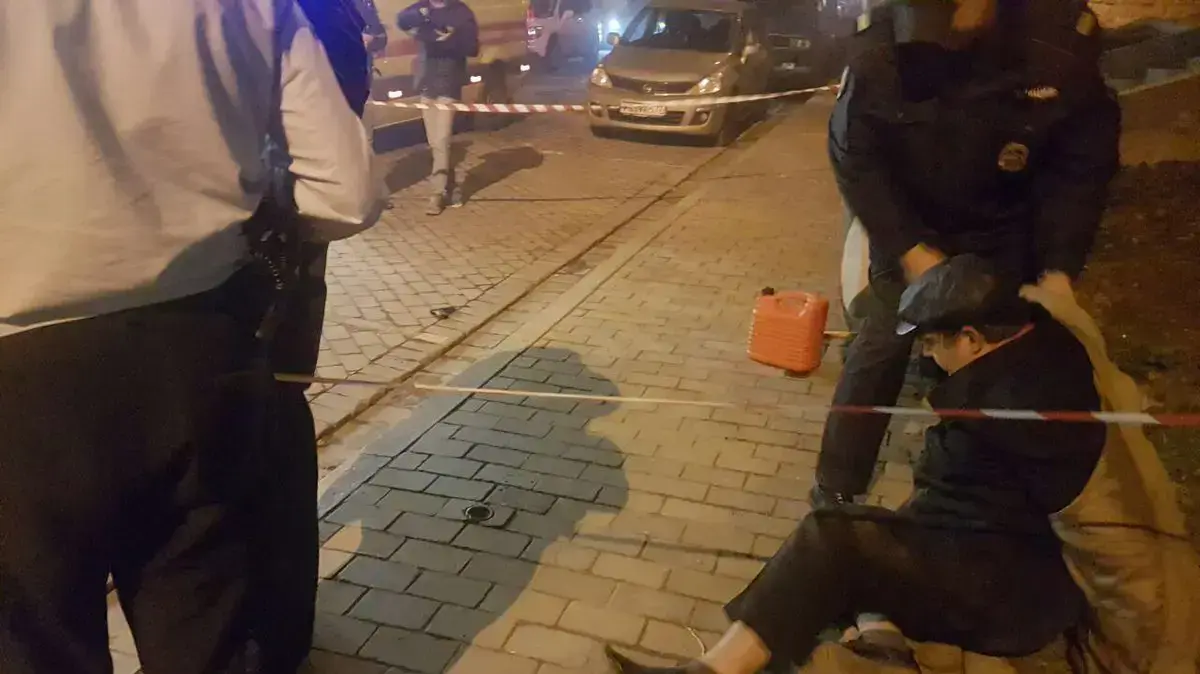 זירת האירוע בו הותקף מאבטח בבית כנסת במרכז העיר מוסקבה, אוקטובר 2016 זירת האירוע בו הותקף מאבטח בבית כנסת במרכז העיר מוסקבה, אוקטובר 2016