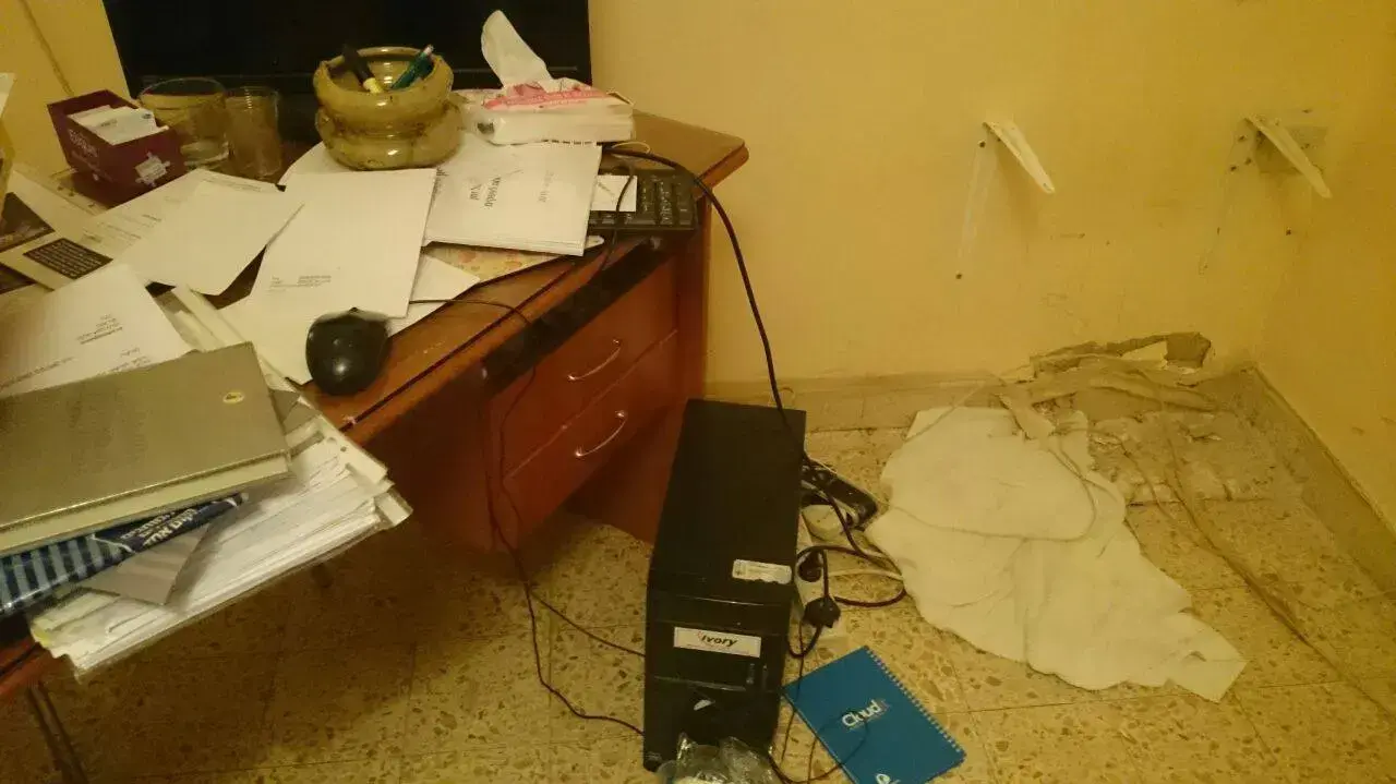 הקליניקה של הקרן והמרכז לסיוע הוליסטי לחולי סרטן בירושלים נשדדה, אוקטובר 2016 הקליניקה של הקרן והמרכז לסיוע הוליסטי לחולי סרטן בירושלים נשדדה, אוקטובר 2016