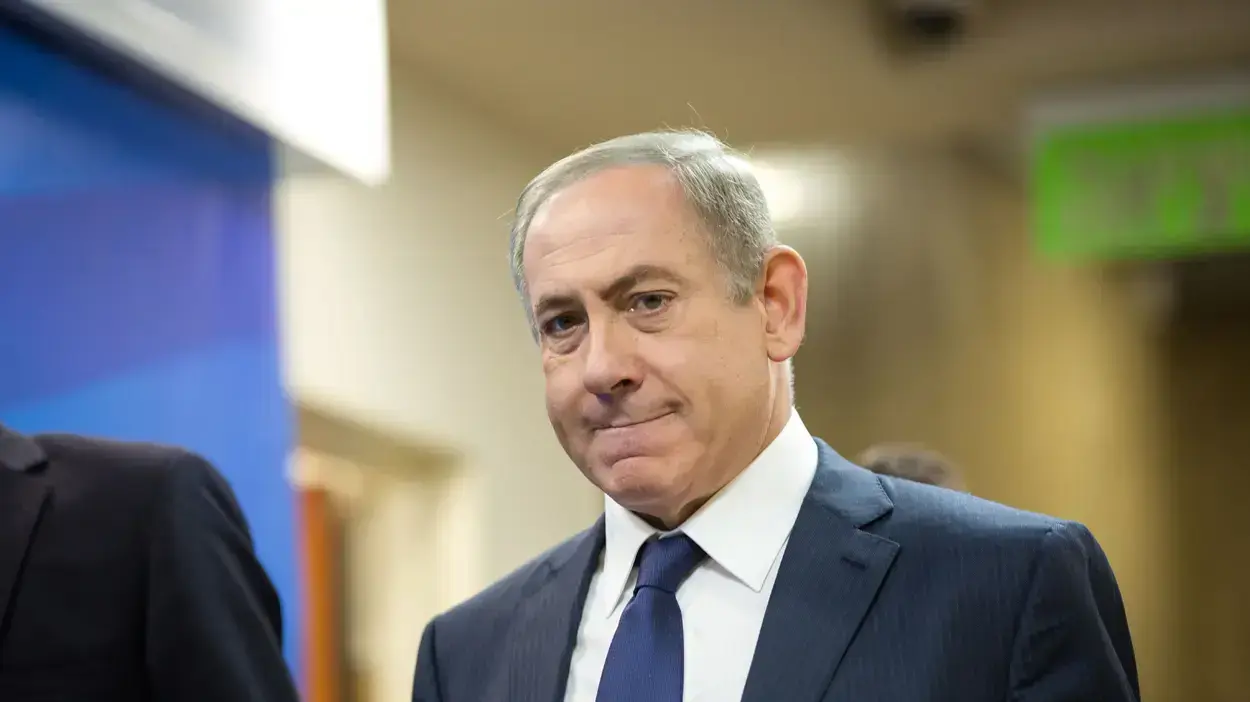 ראש הממשלה בנימין נתניהו בישיבת ממשלה. נובמבר 2016 ראש הממשלה בנימין נתניהו בישיבת ממשלה. נובמבר 2016