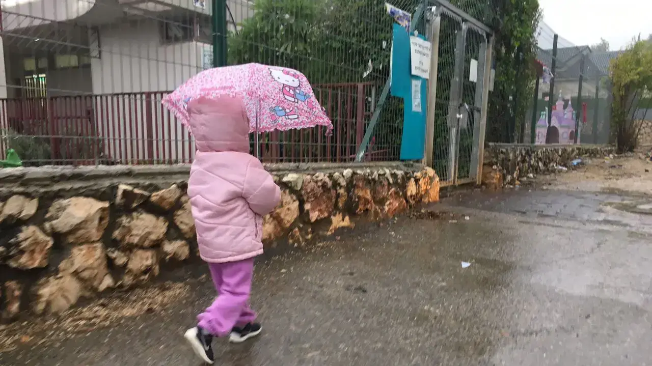 גשם הבוקר בקריית שמונה, 13 בדצמבר 2016 גשם הבוקר בקריית שמונה, 13 בדצמבר 2016
